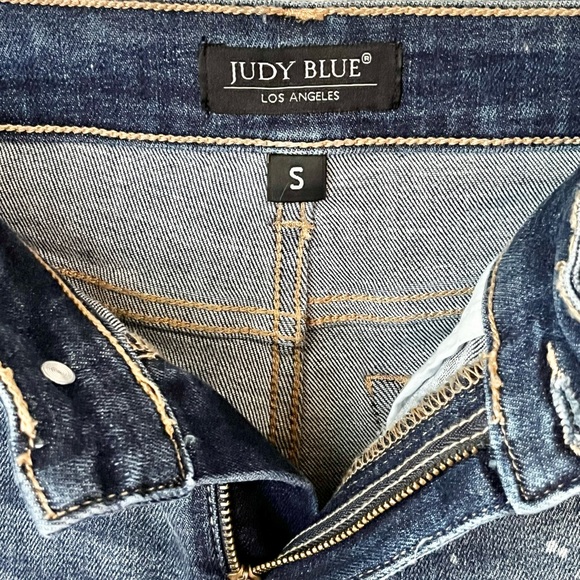 Judy Blue Women's Frayed Distressed Jean Shorts - Dark Blue - Picture 3 of 6